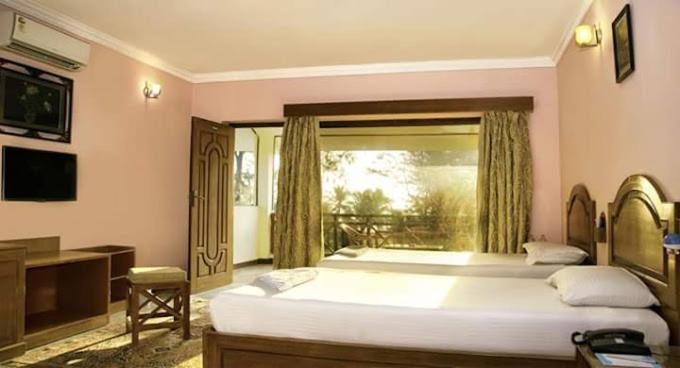 Sea Breeze Beach Resort Mamallapuram Eksteriør billede