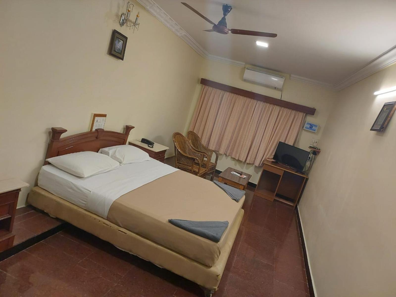 Sea Breeze Beach Resort Mamallapuram Eksteriør billede