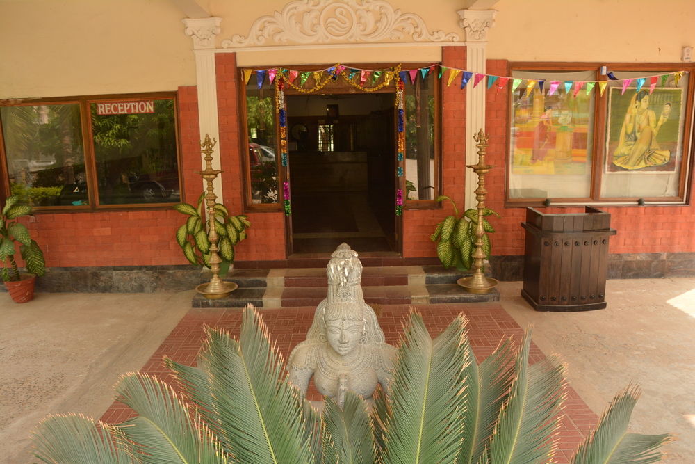 Sea Breeze Beach Resort Mamallapuram Eksteriør billede